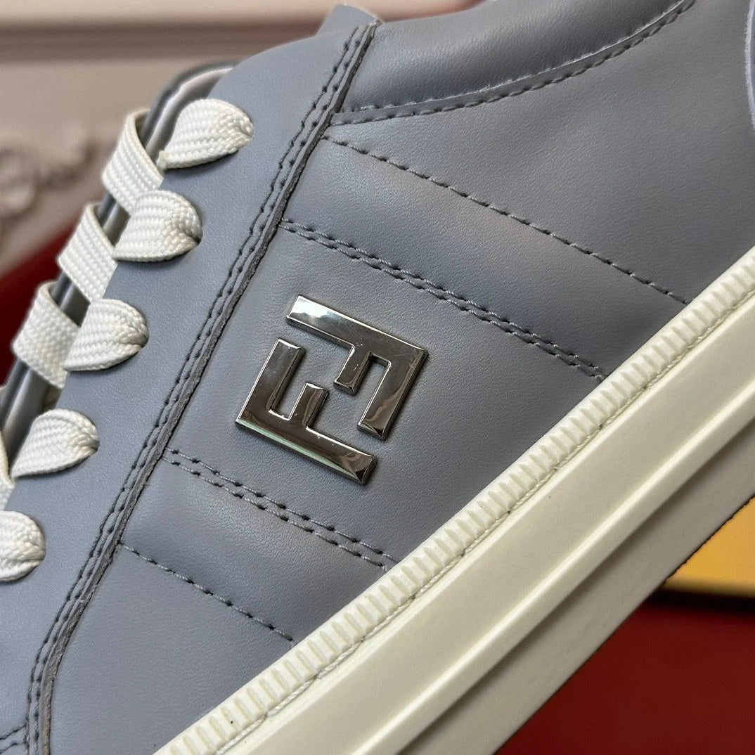 FENDI SNEAKER