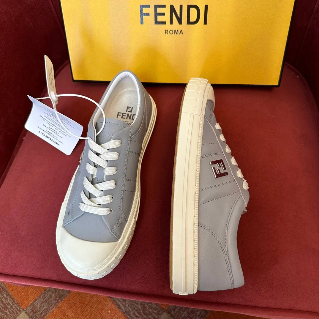FENDI SNEAKER