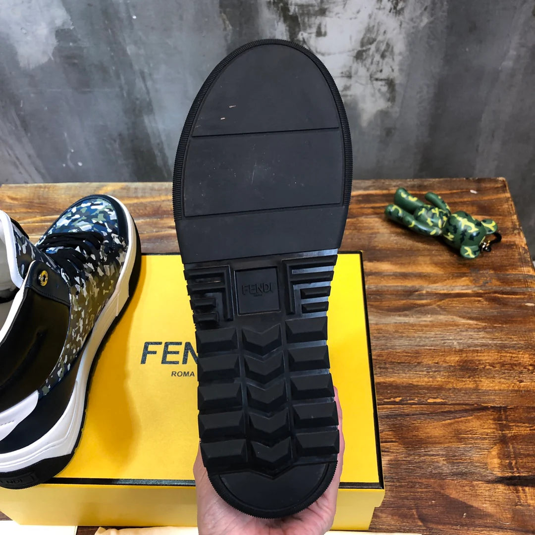 FENDI SNEAKER
