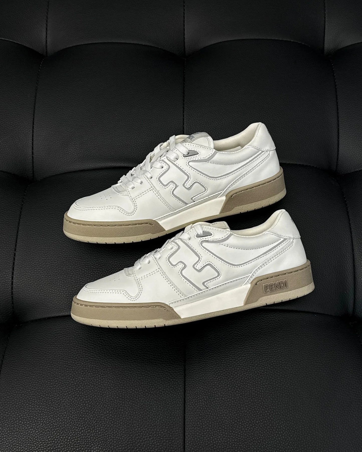 FENDI SNEAKER