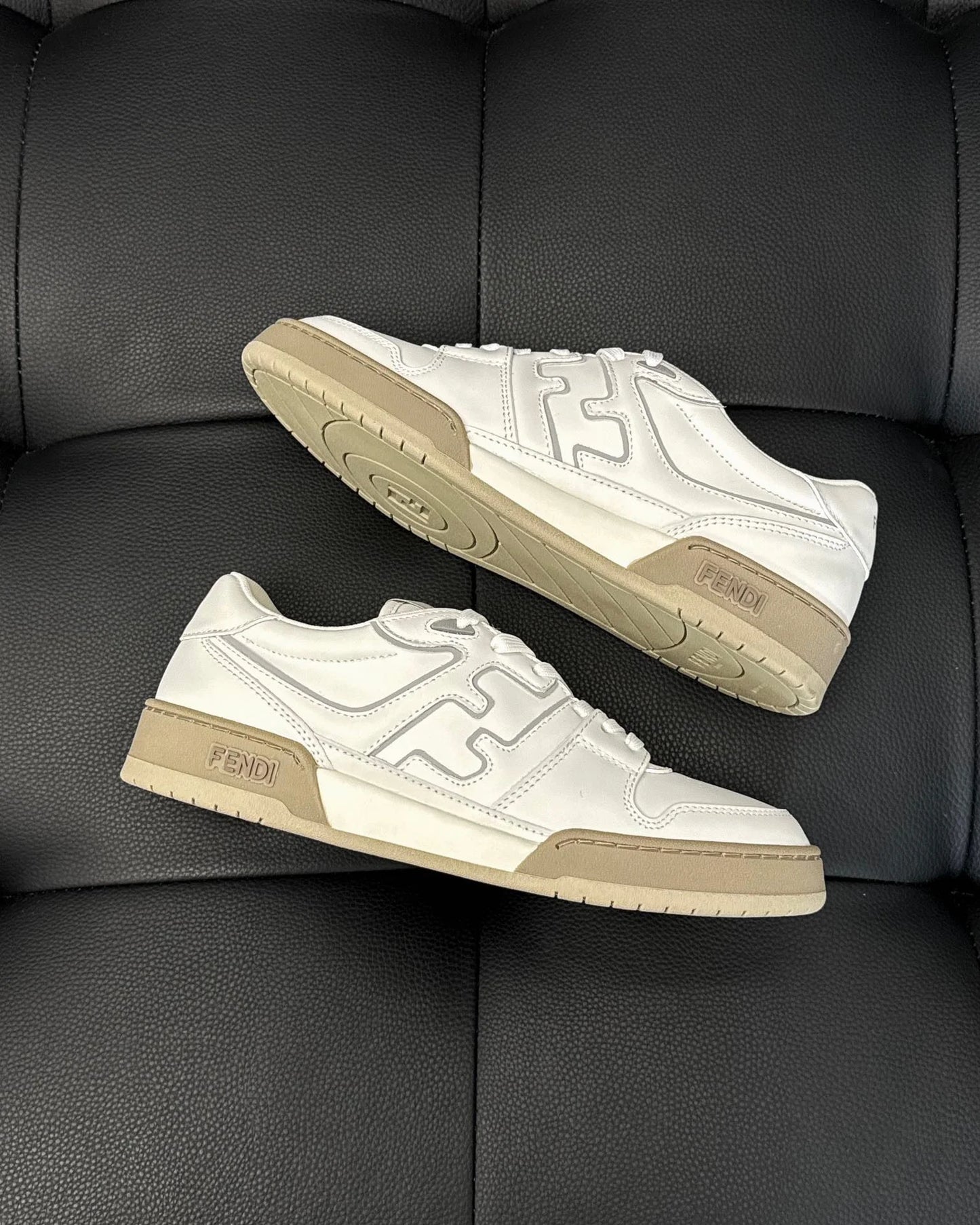 FENDI SNEAKER