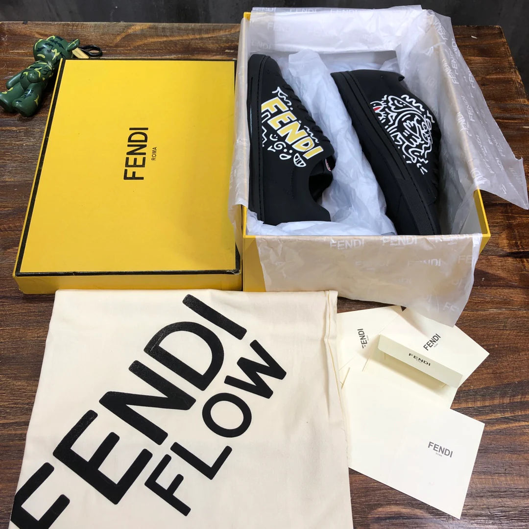 FENDI SNEAKER