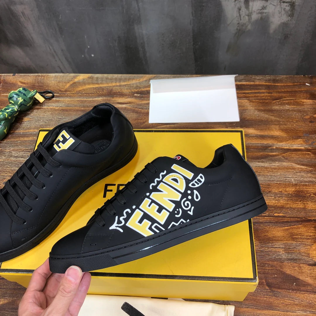 FENDI SNEAKER
