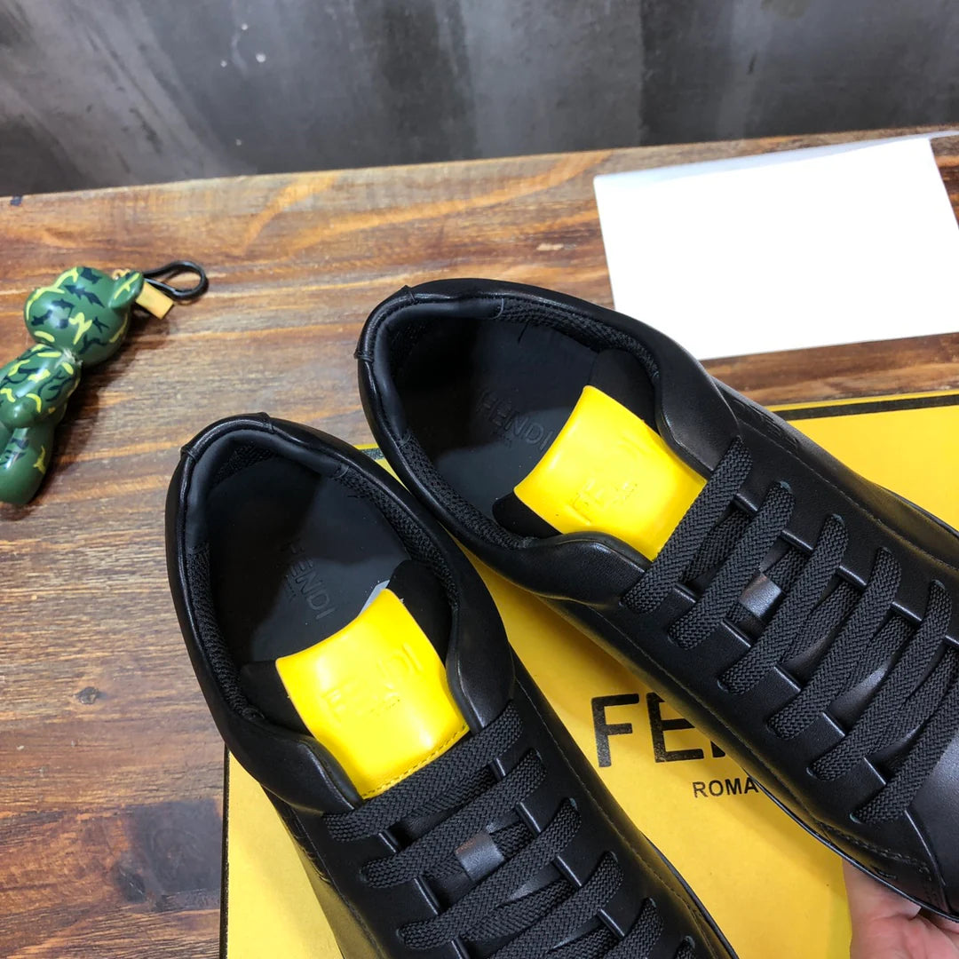 FENDI SNEAKER