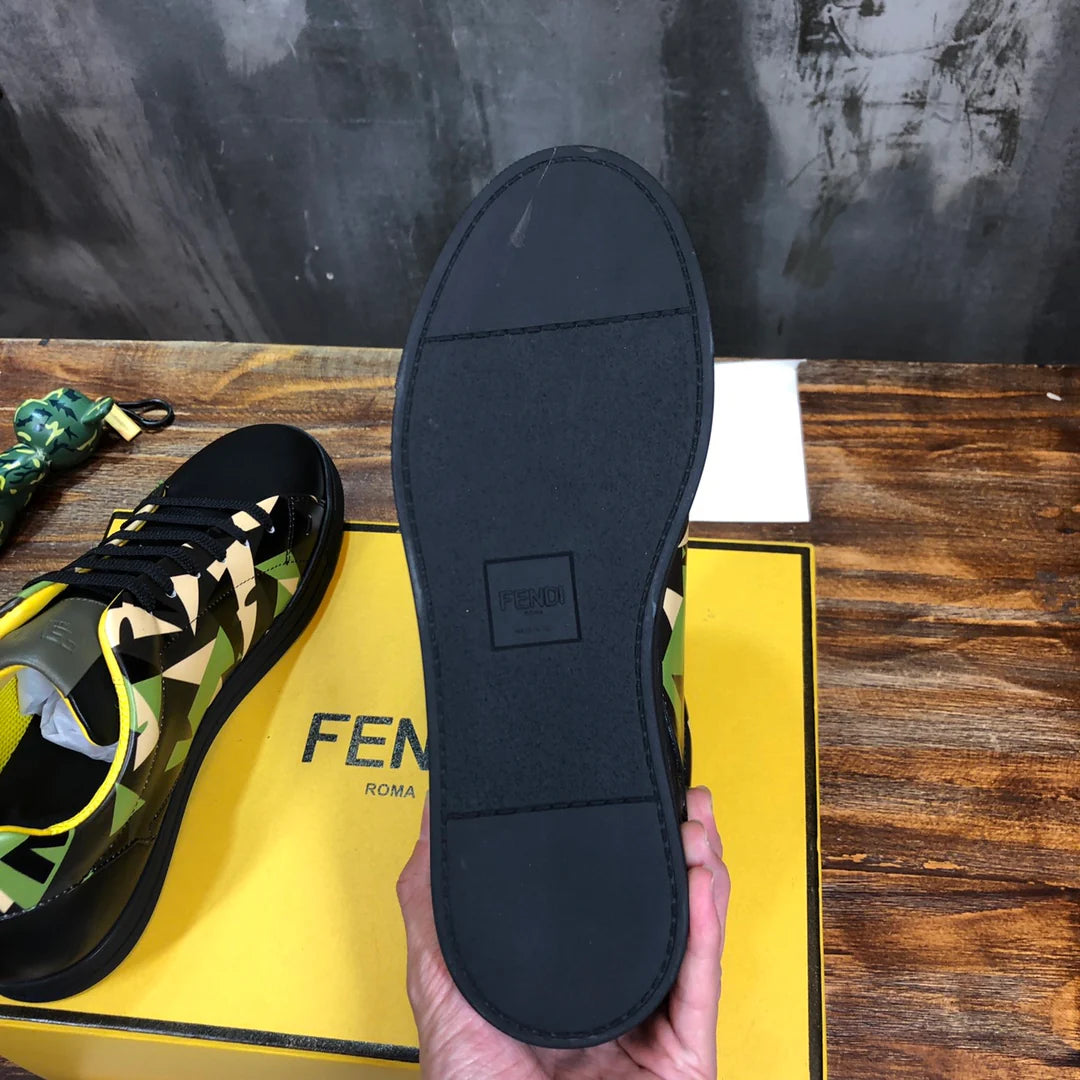 FENDI SNEAKER