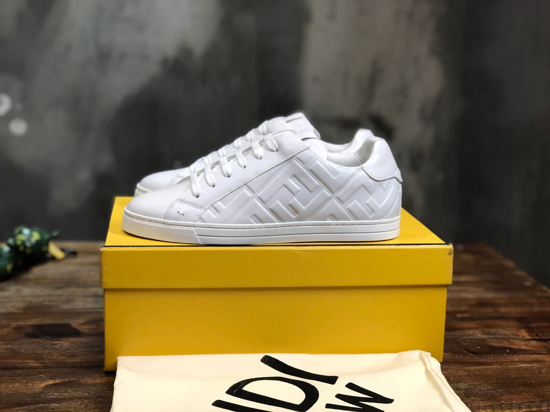 FENDI SNEAKER