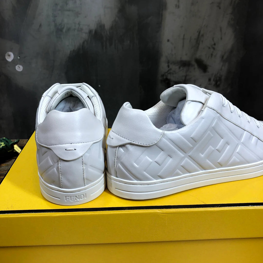 FENDI SNEAKER