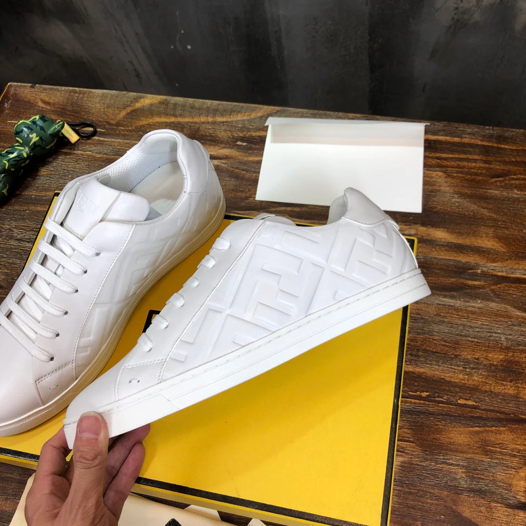 FENDI SNEAKER