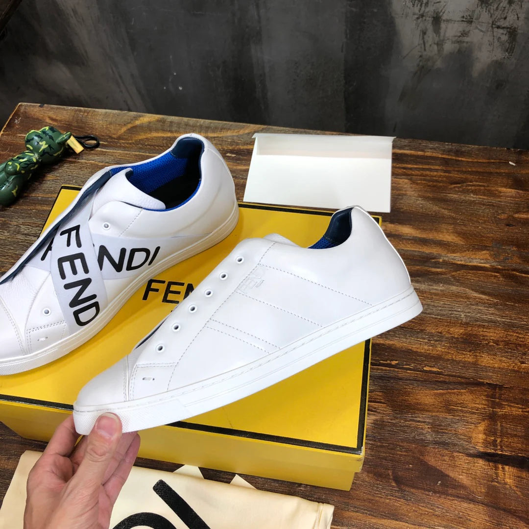 FENDI SNEAKER