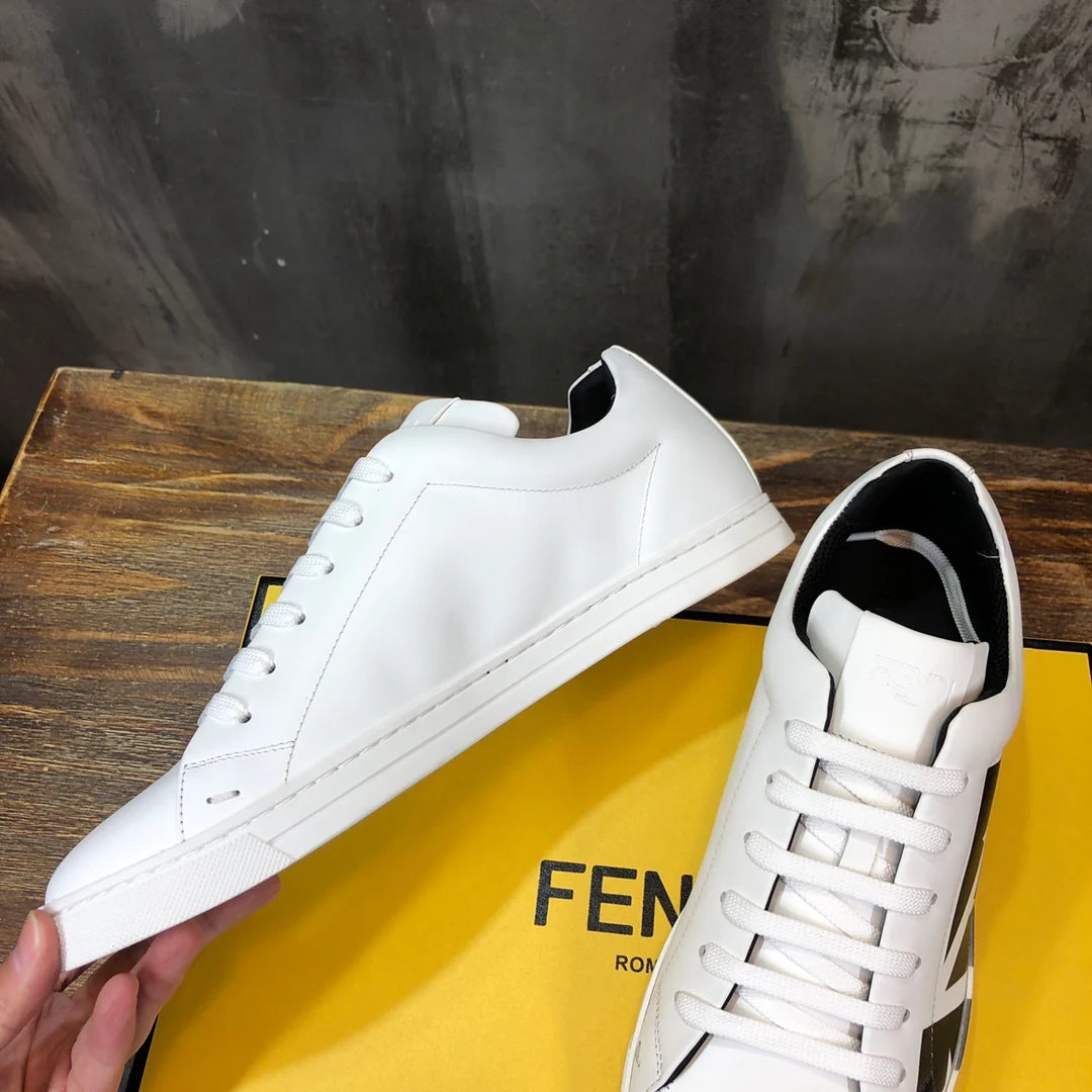 FENDI SNEAKER
