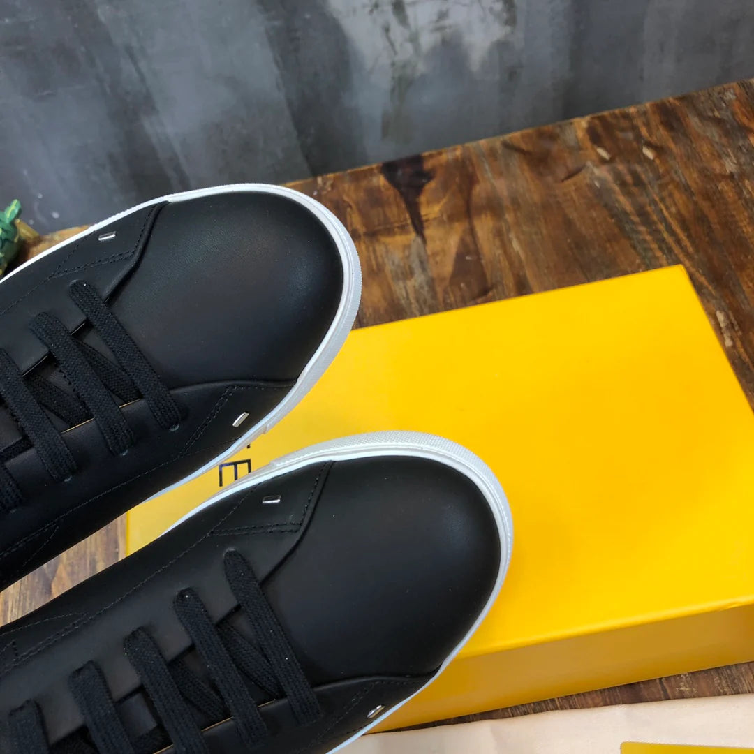 FENDI SNEAKER