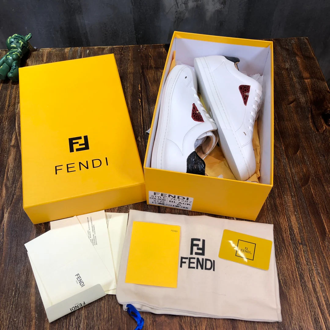 FENDI SNEAKER