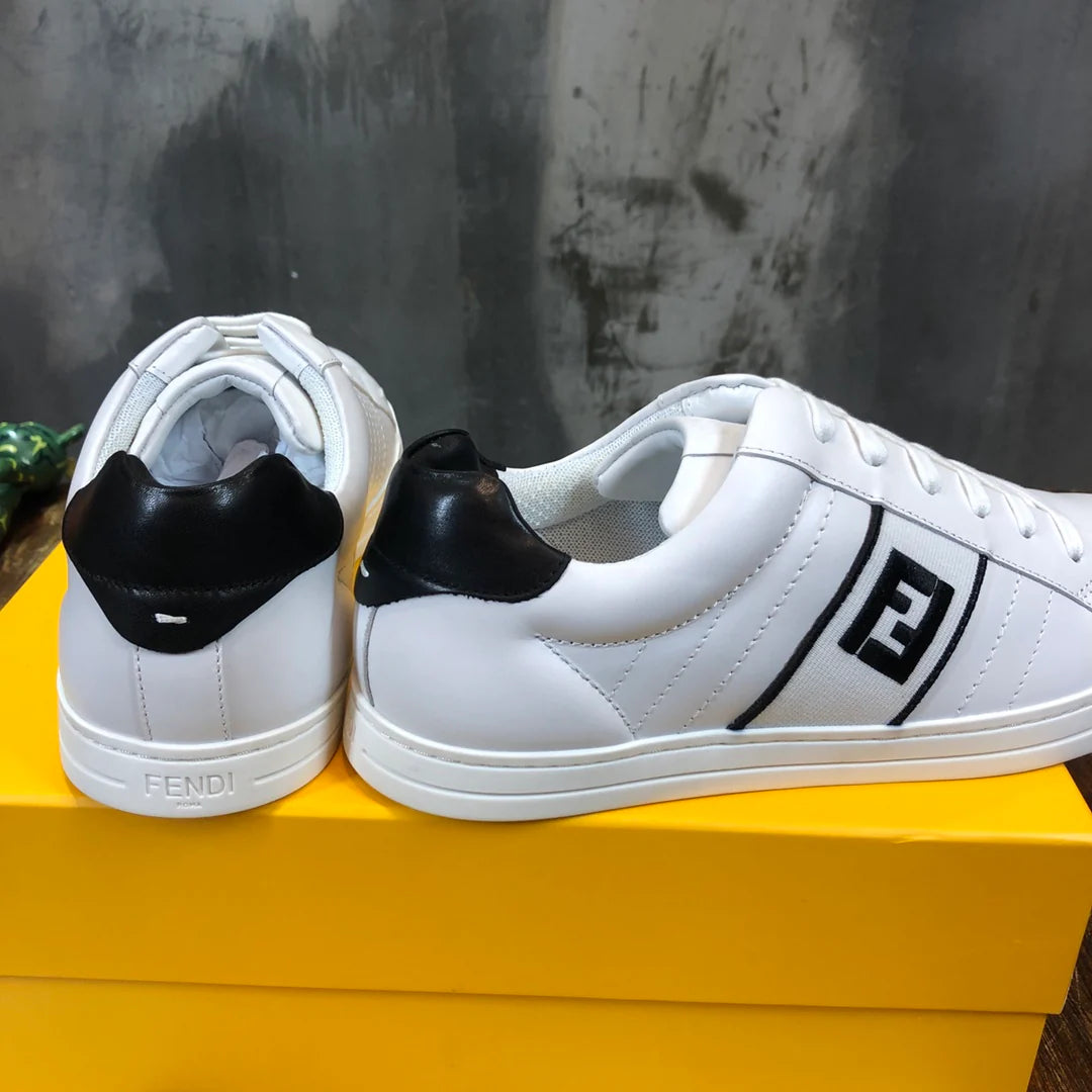 FENDI SNEAKER