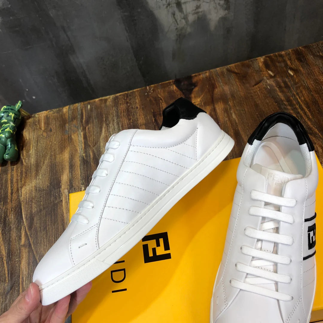 FENDI SNEAKER