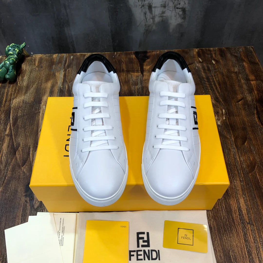 FENDI SNEAKER