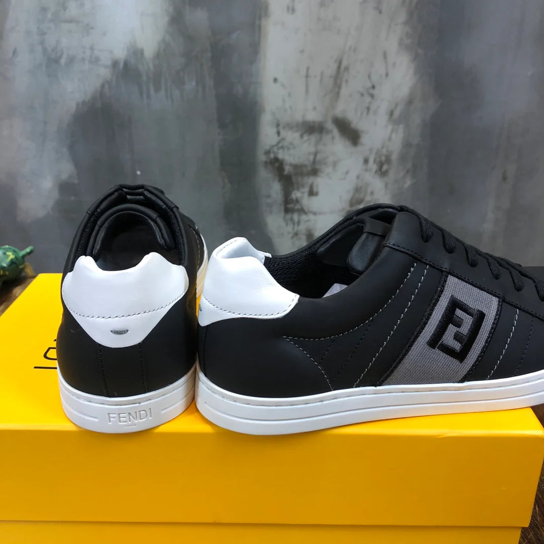 FENDI SNEAKER