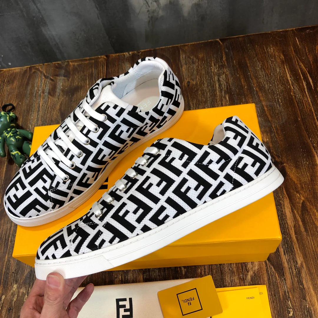 FENDI SNEAKER