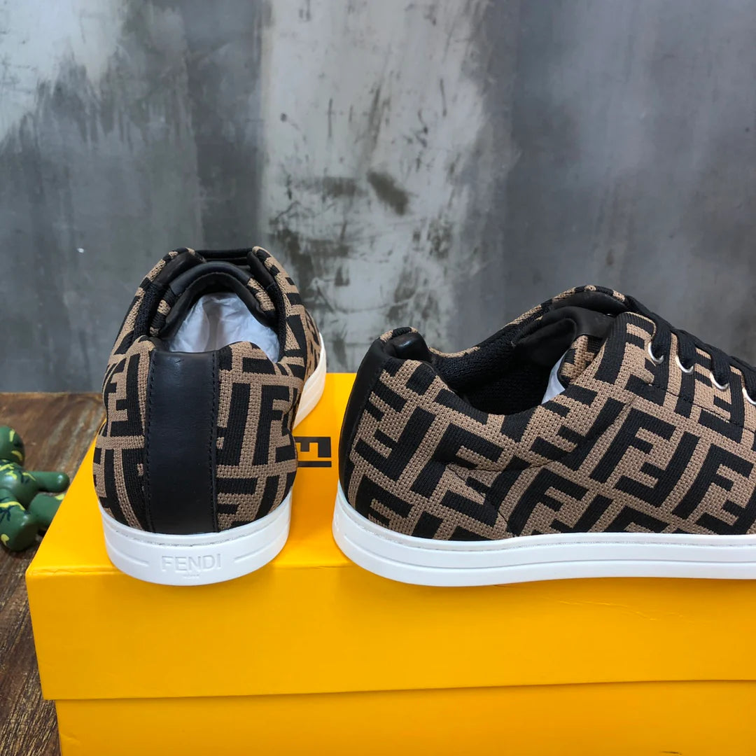 FENDI SNEAKER