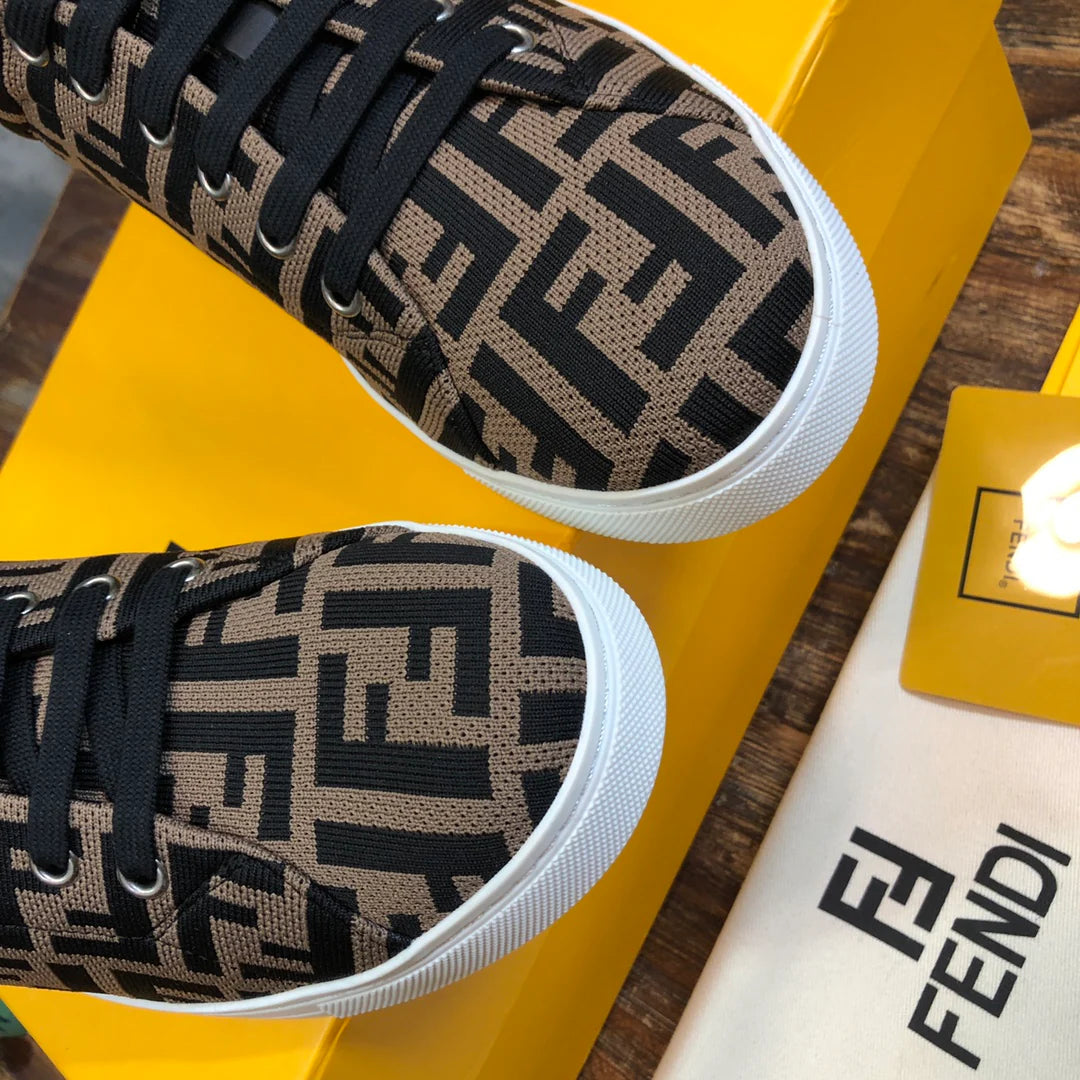 FENDI SNEAKER