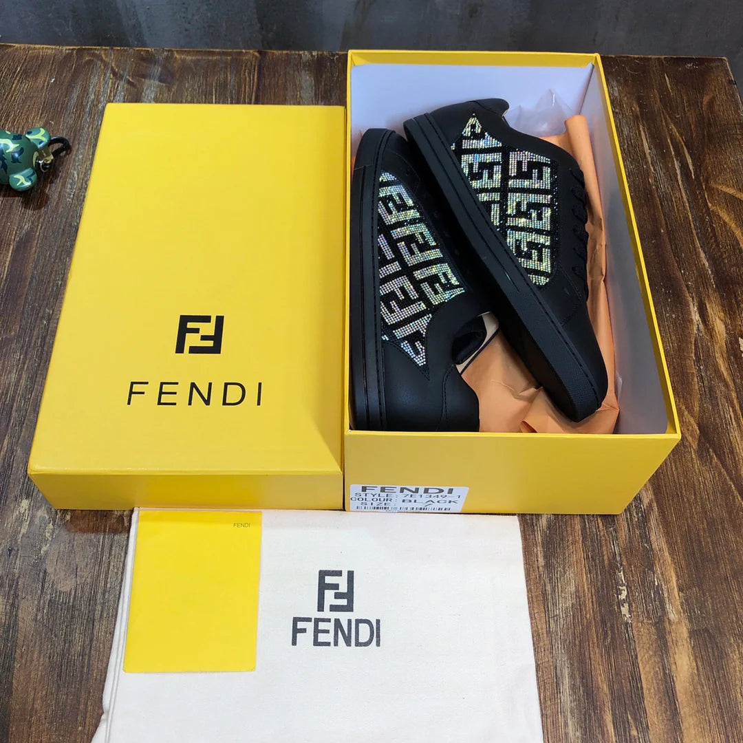FENDI SNEAKER