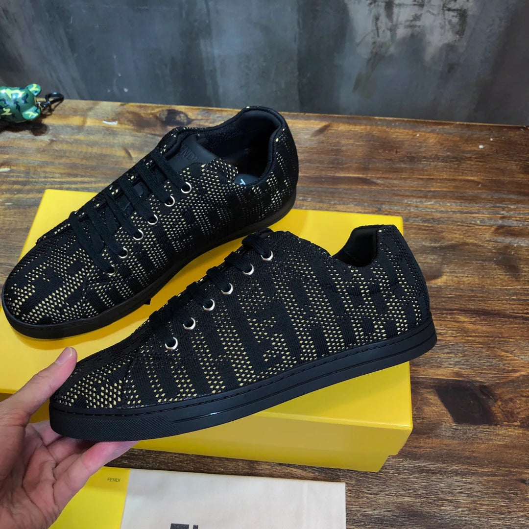 FENDI SNEAKER