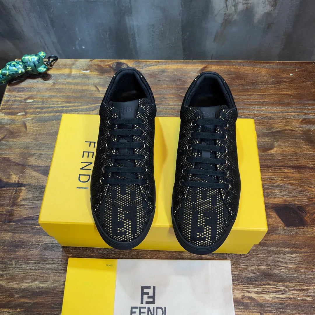 FENDI SNEAKER
