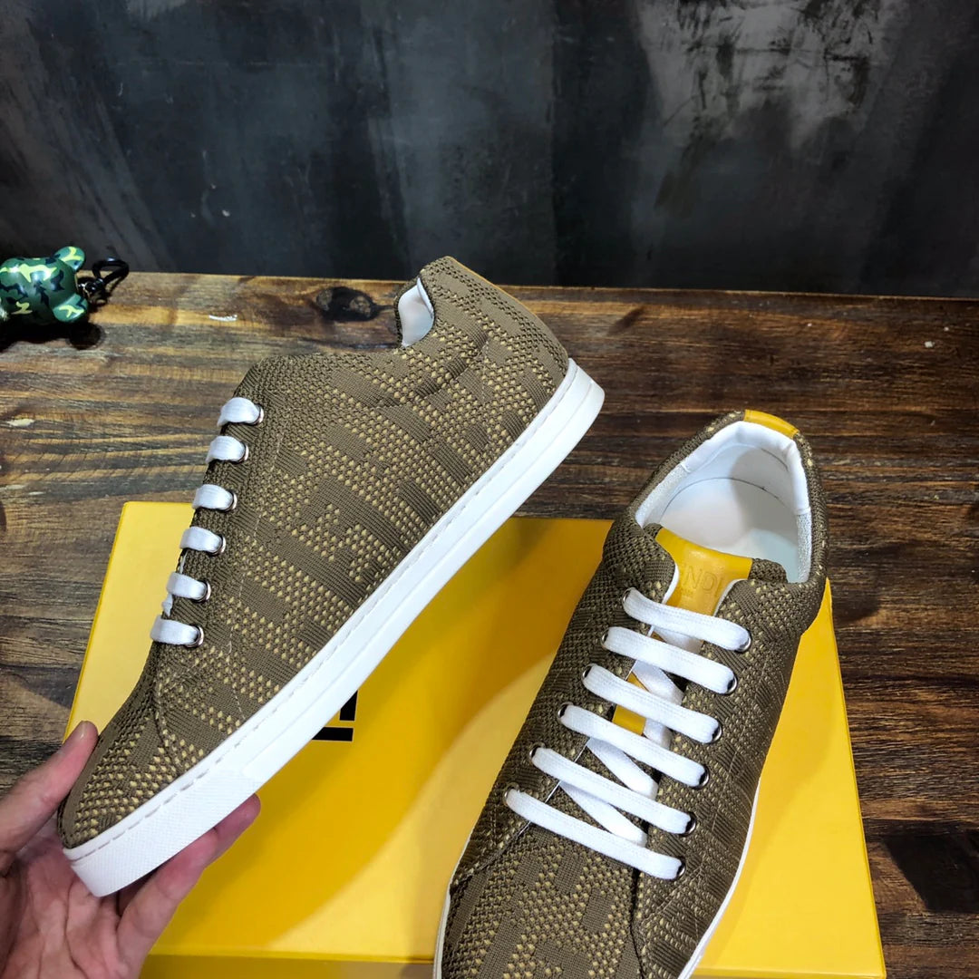 FENDI SNEAKER