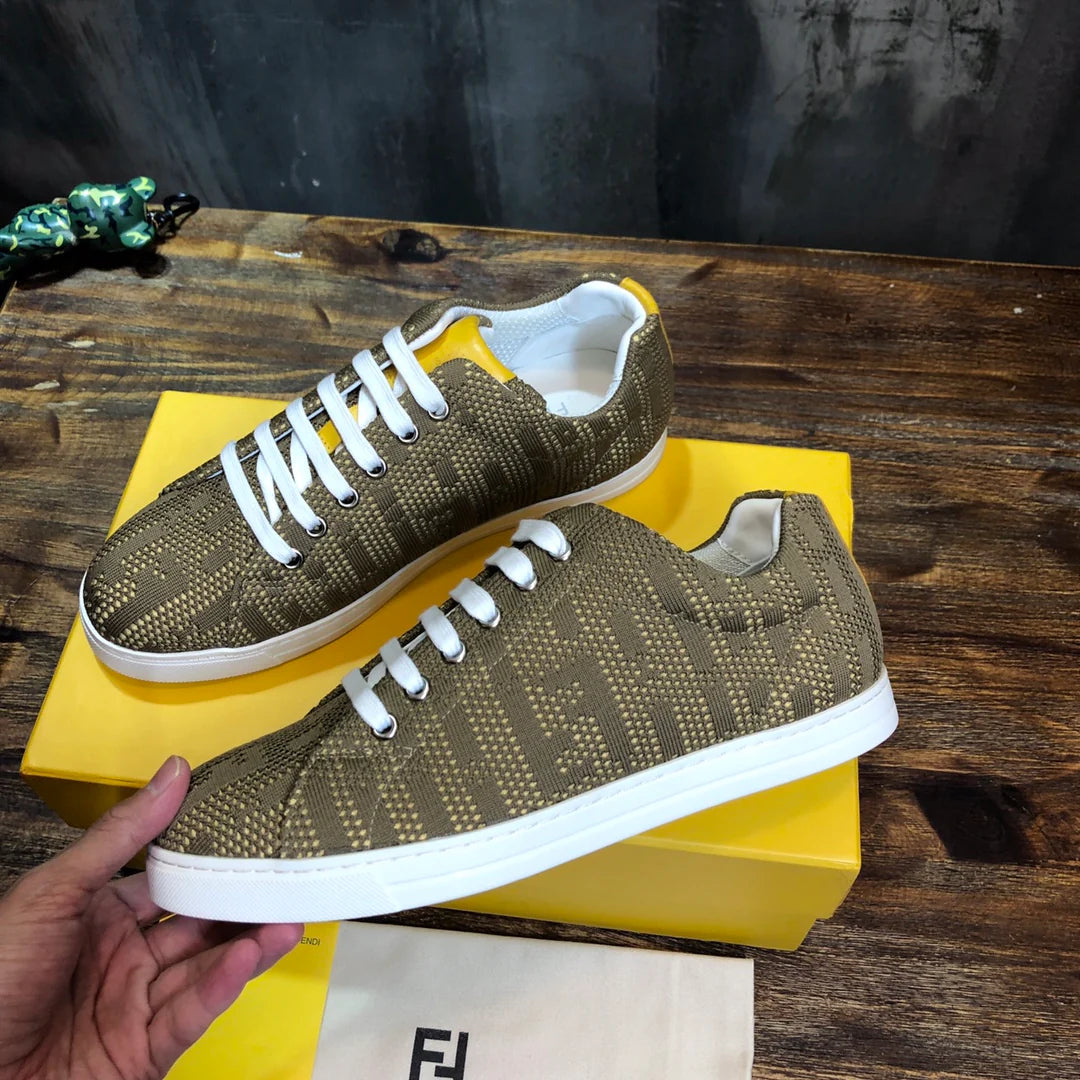 FENDI SNEAKER