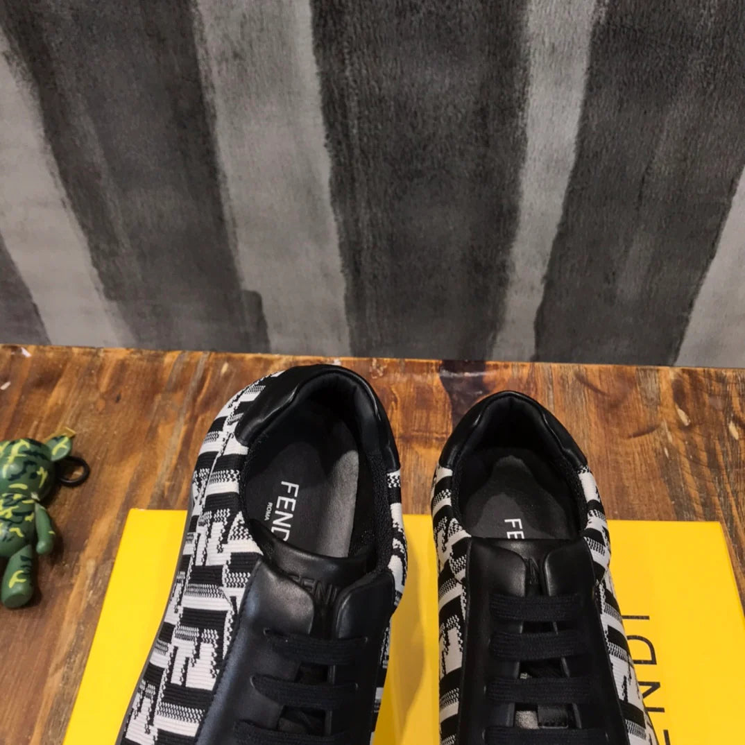 FENDI SNEAKER