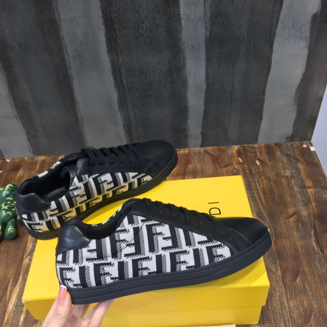 FENDI SNEAKER