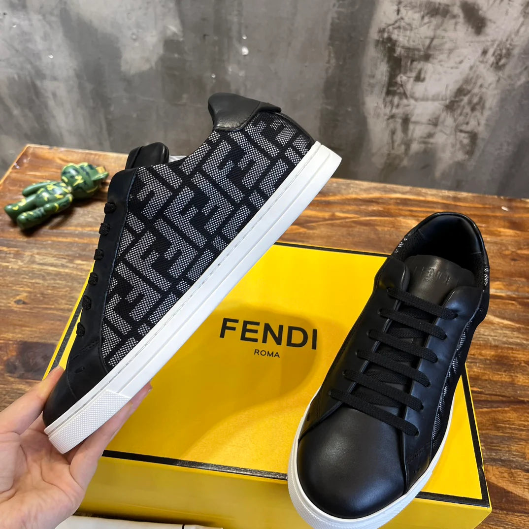 FENDI SNEAKER