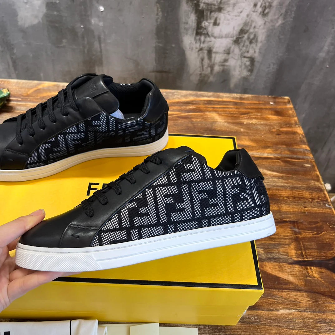 FENDI SNEAKER