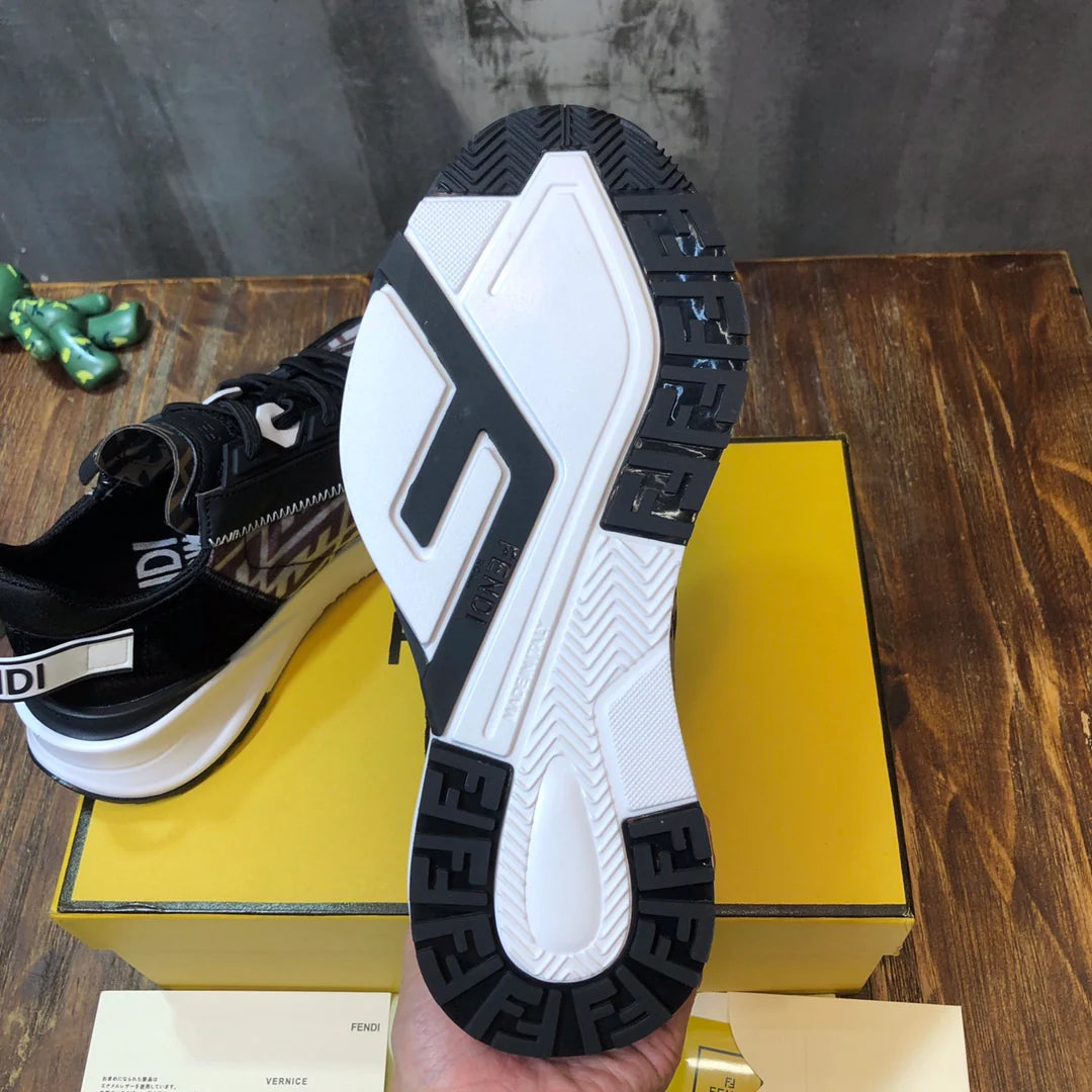 FENDI SNEAKER