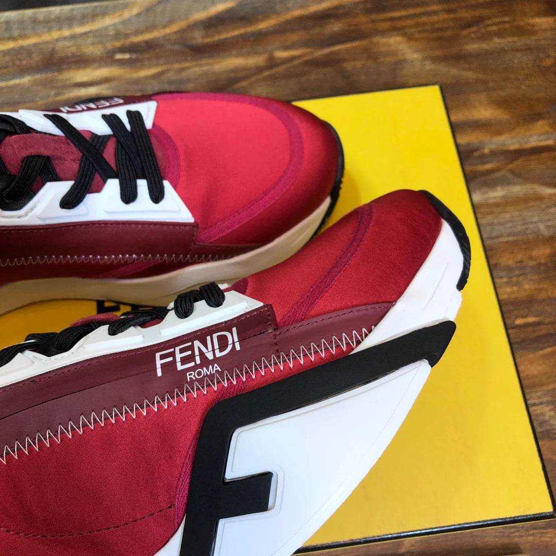 FENDI SNEAKER