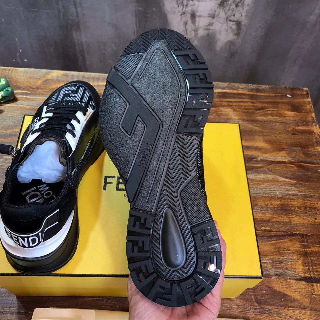FENDI SNEAKER