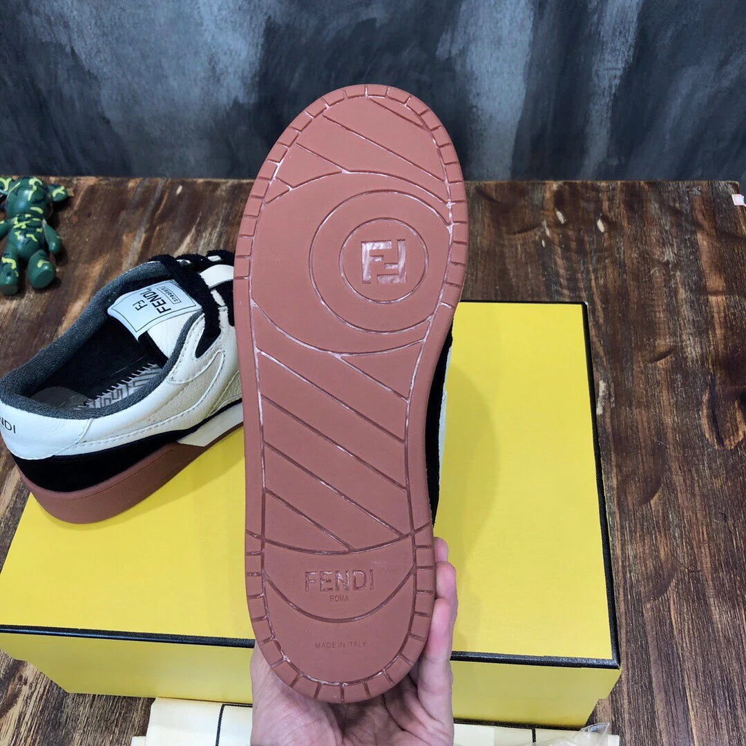 FENDI SNEAKER