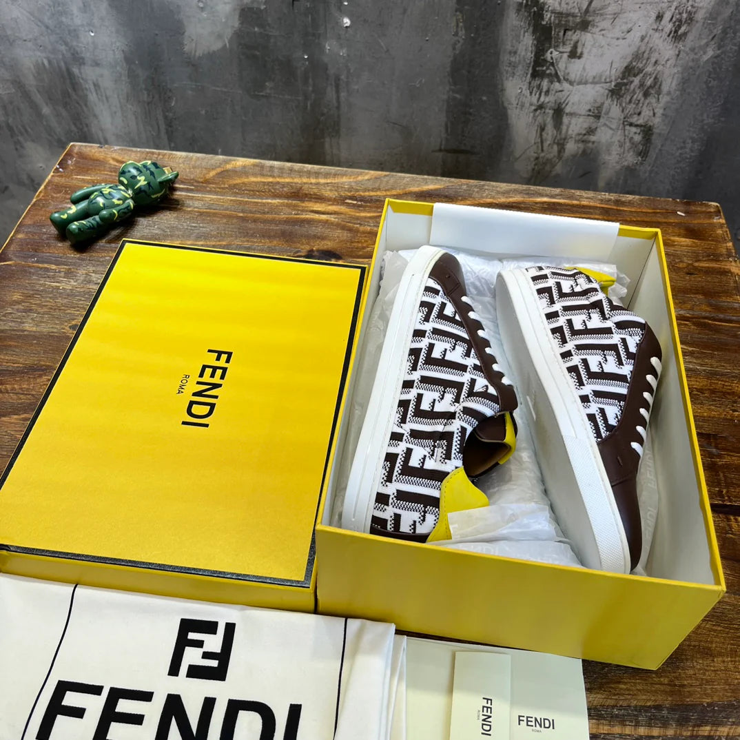 FENDI SNEAKER