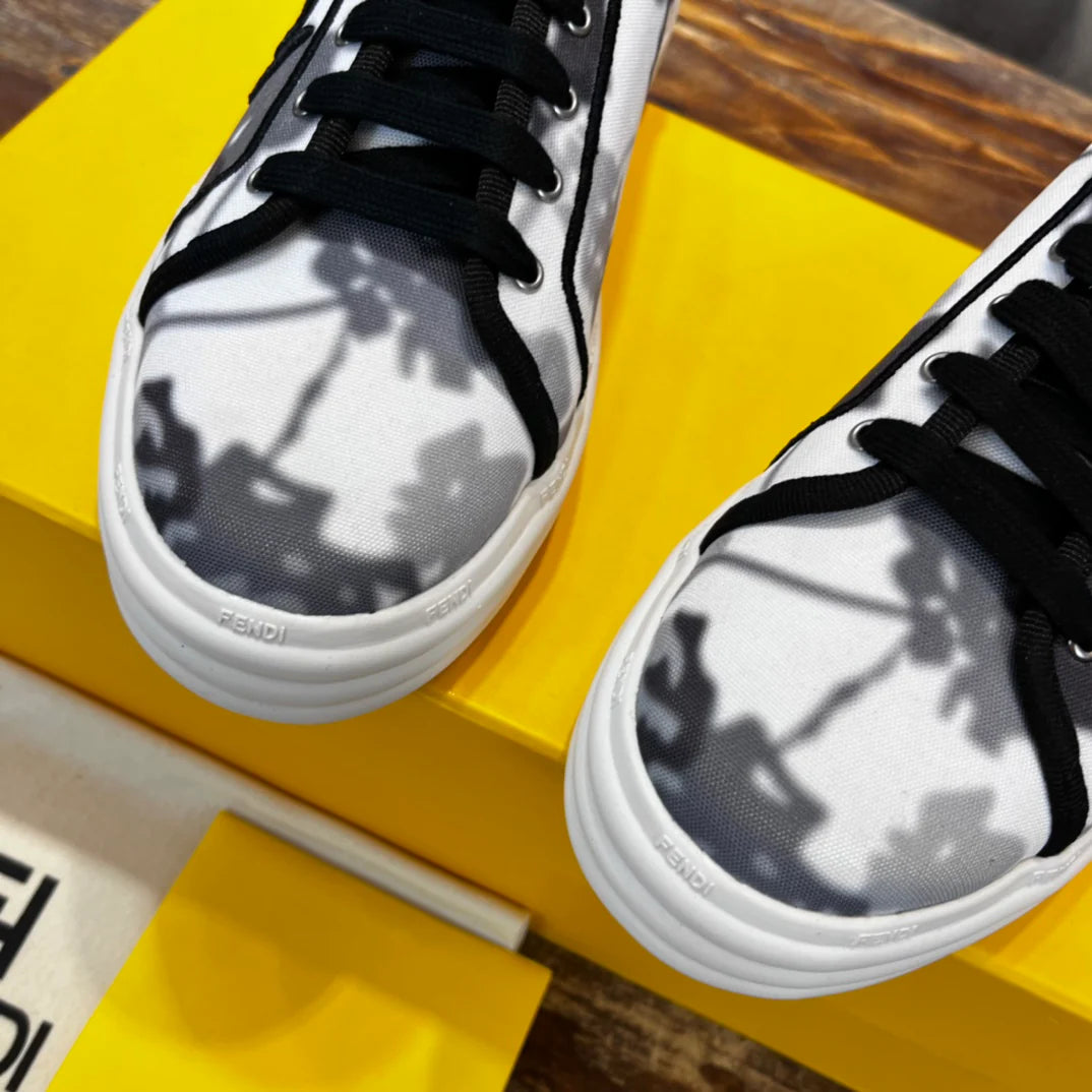 FENDI SNEAKER