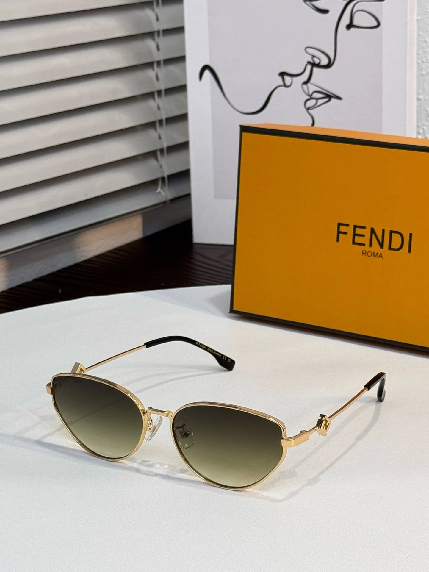 FENDI SUNGLASSES
