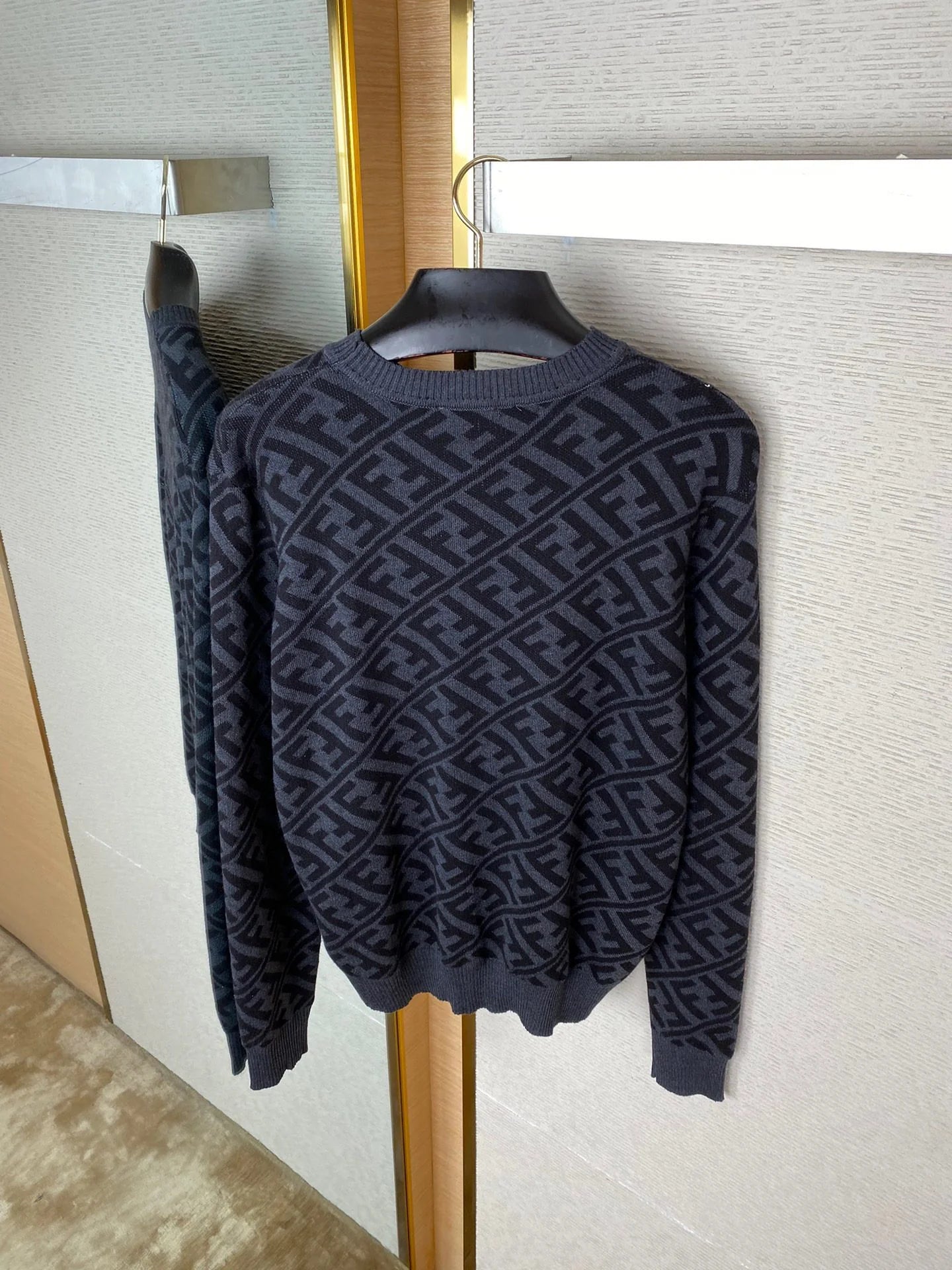 FENDI SWEATER
