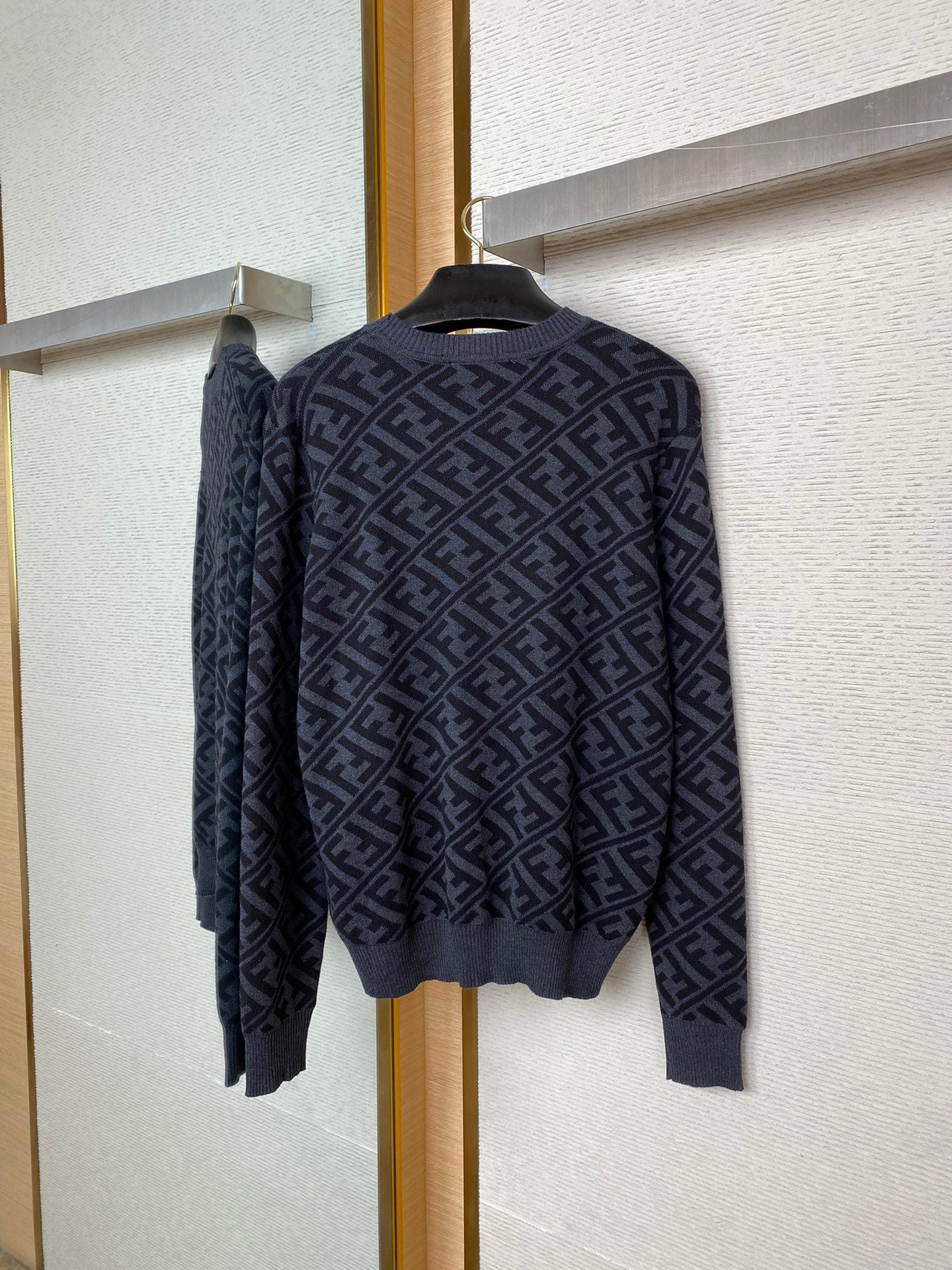 FENDI SWEATER