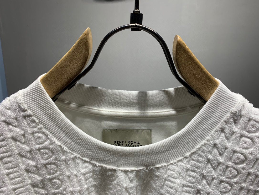 FENDI TSHIRT