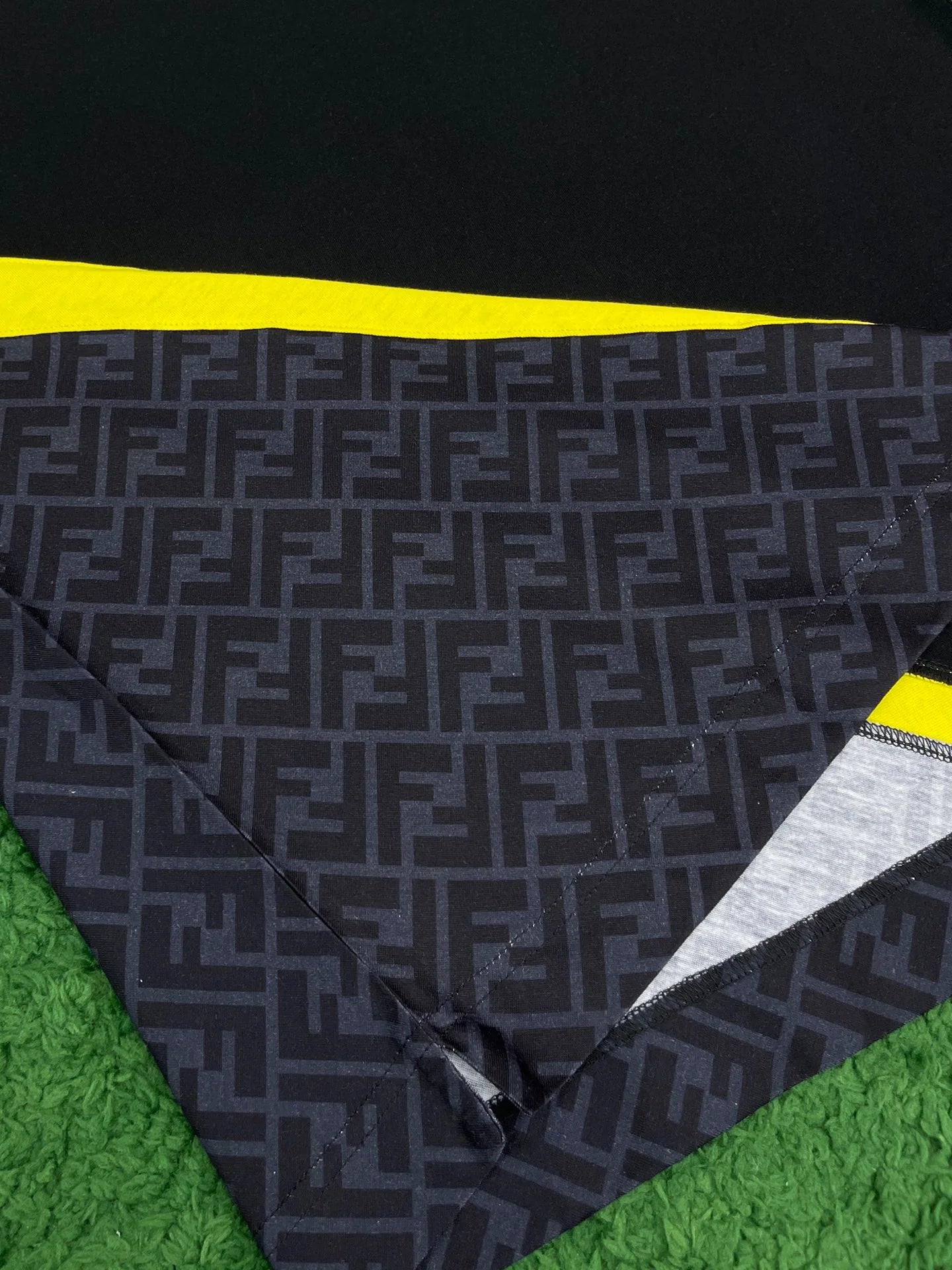 FENDI TSHIRT