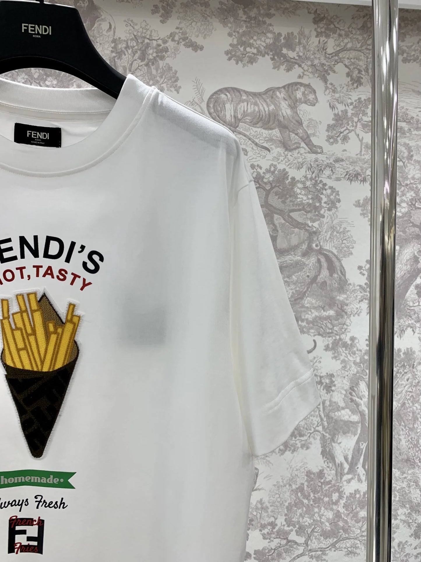 FENDI TSHIRT