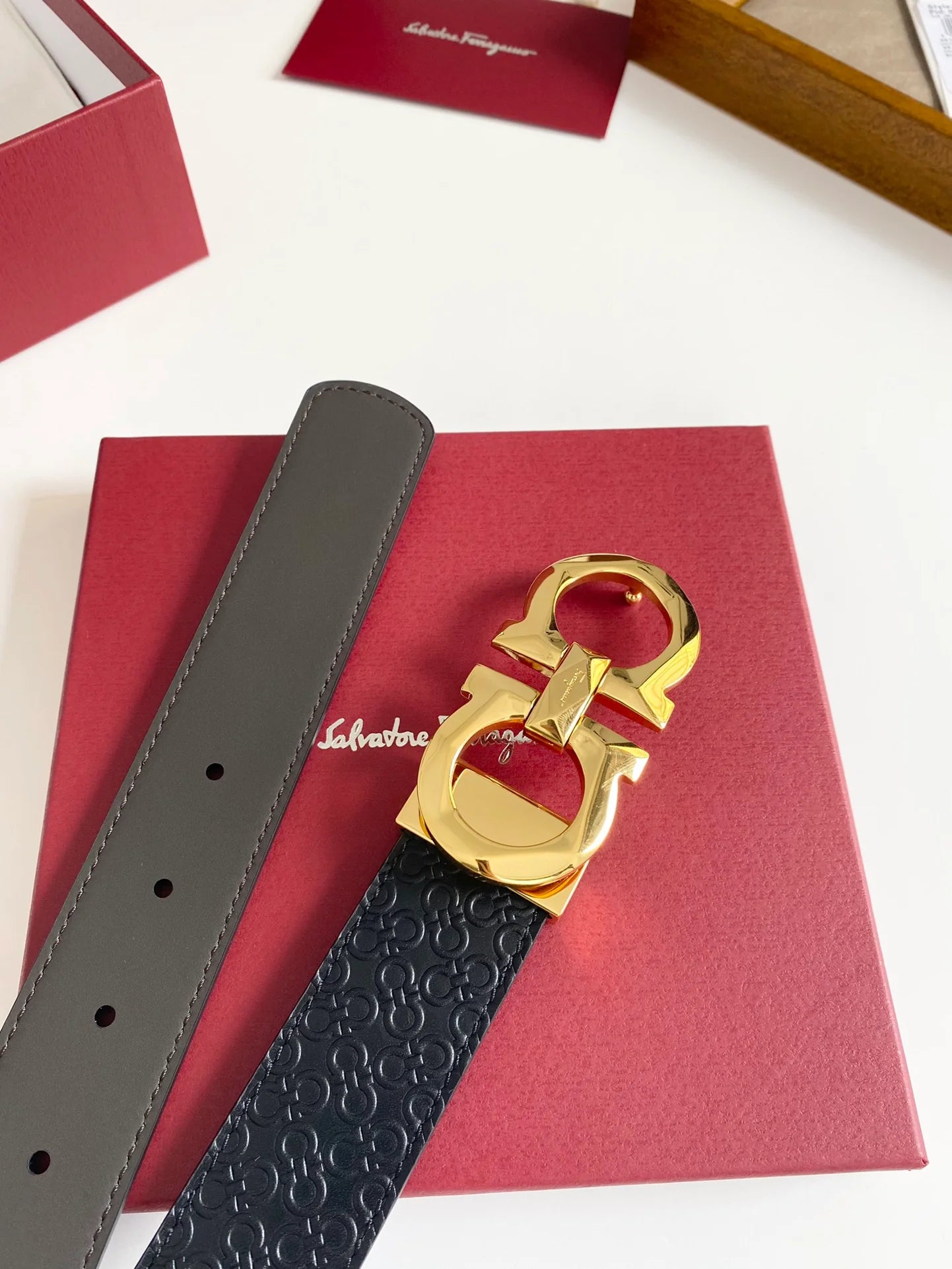 FERRAGAMO BELT