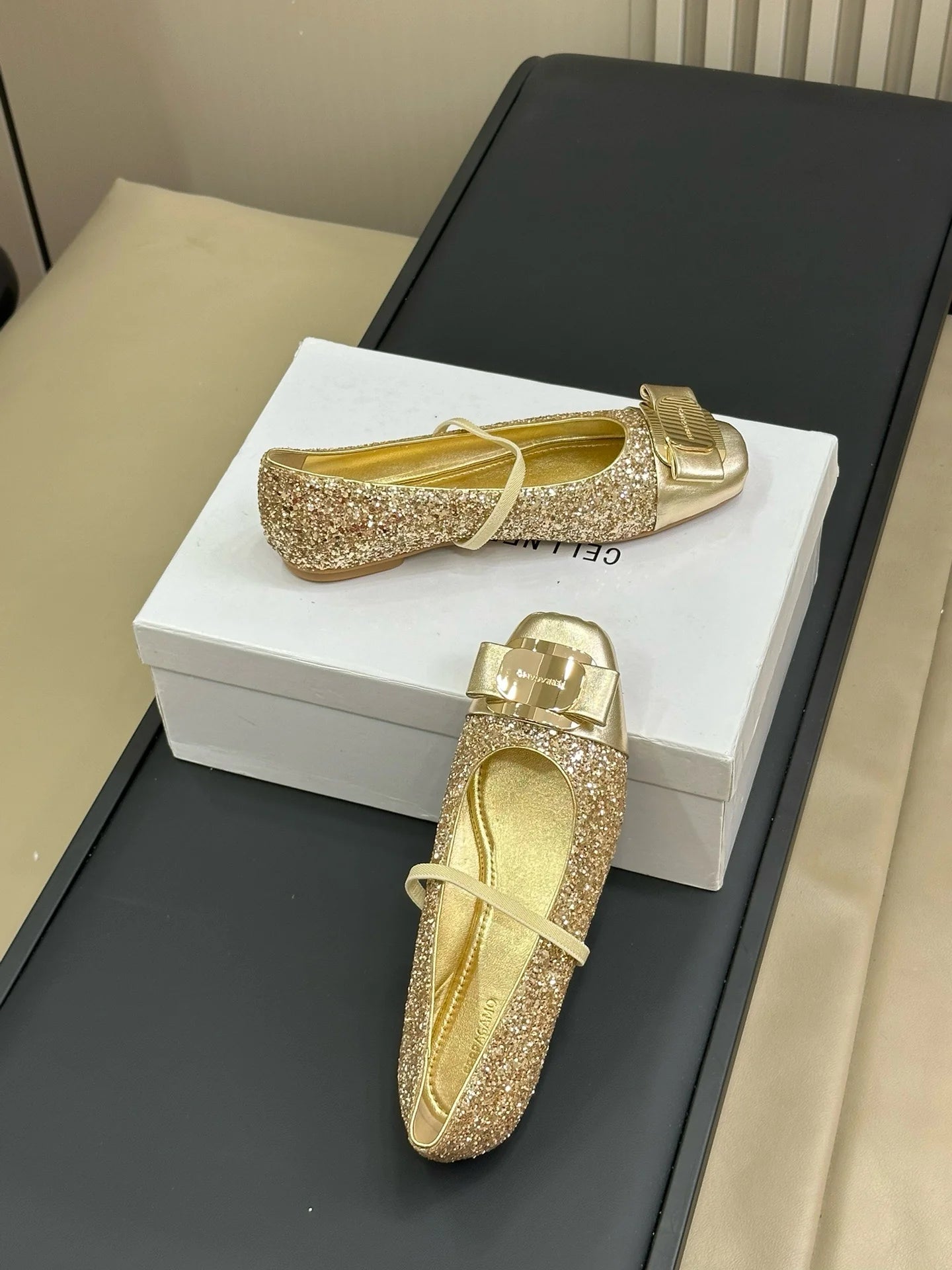 FERRAGAMO HEELS