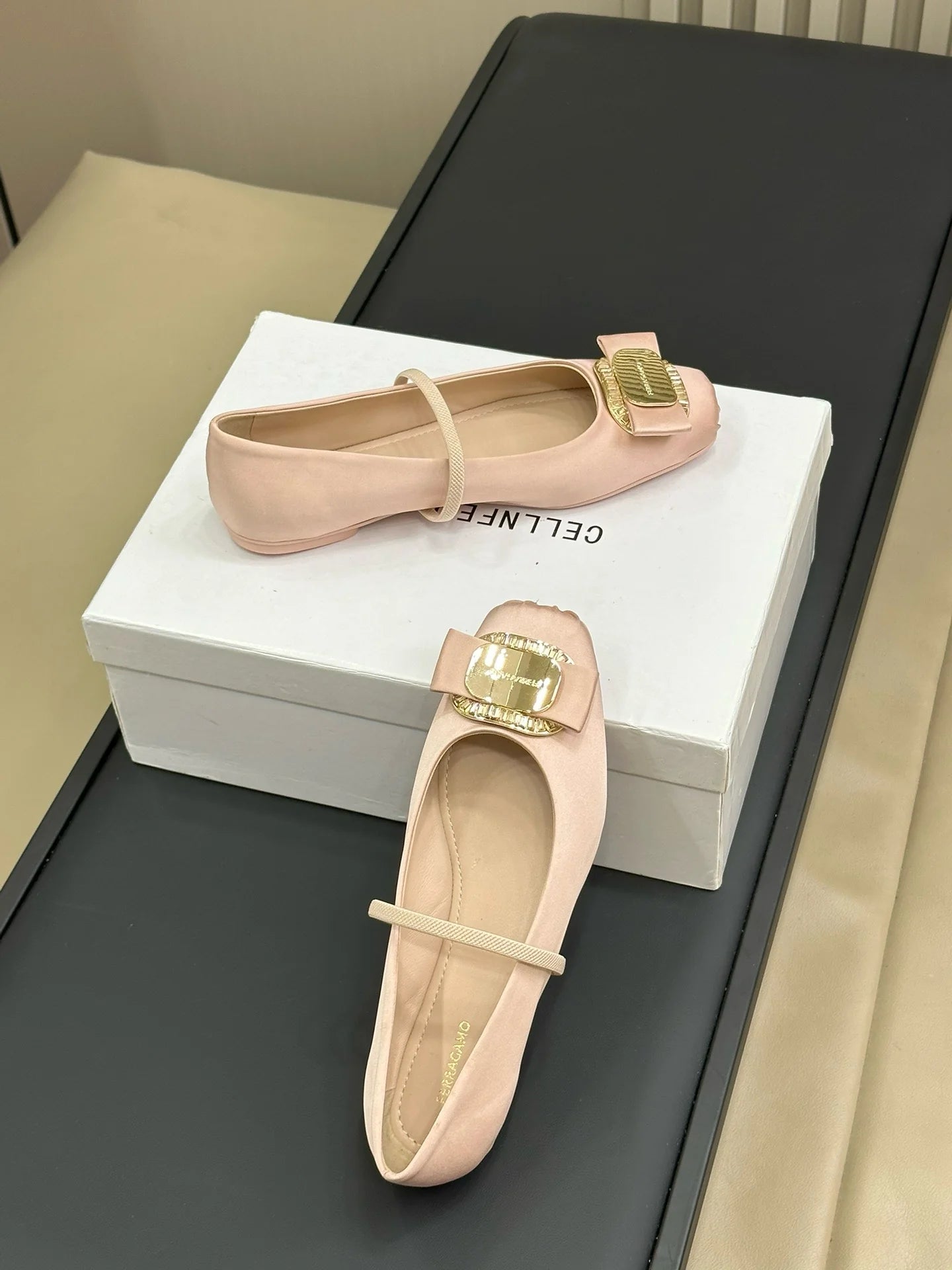 FERRAGAMO HEELS