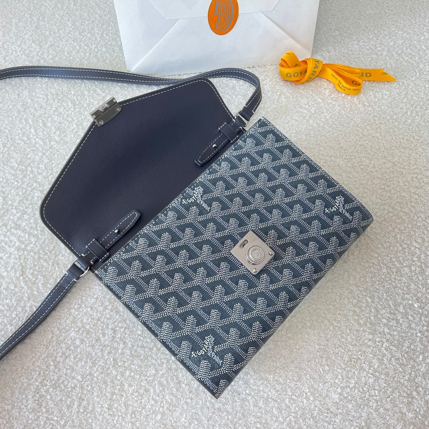 GOYARD BAG