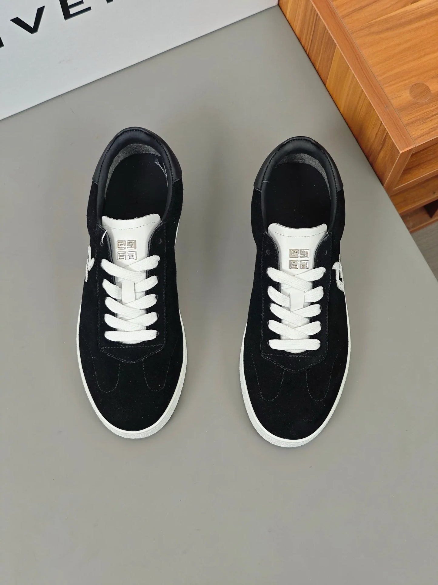 GVC SNEAKER
