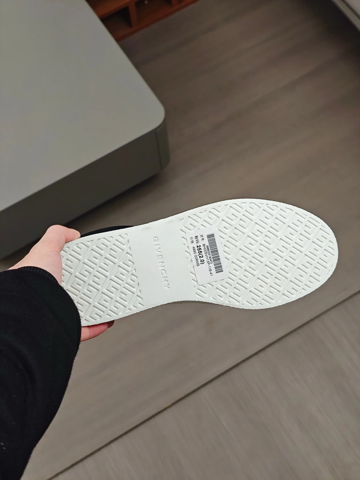 GVC SNEAKER
